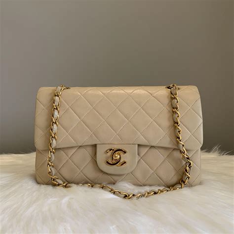 what fits in chanel small flap|Chanel classic flap small price.